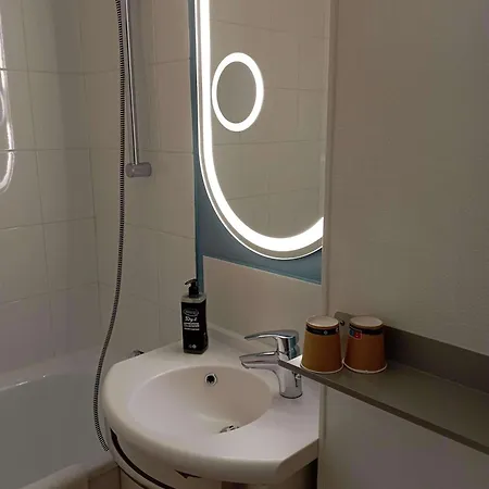Ibis Les Etangs Des Moines Hotel 3*
