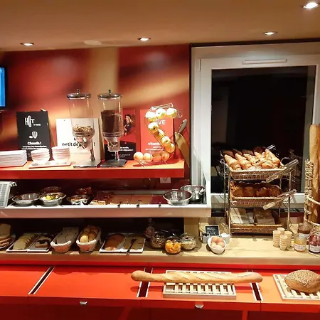 Ibis Les Etangs Des Moines 3* Fourmies