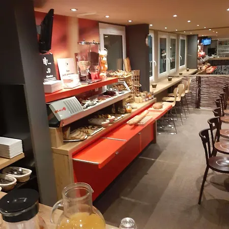 호텔 Ibis Les Etangs Des Moines