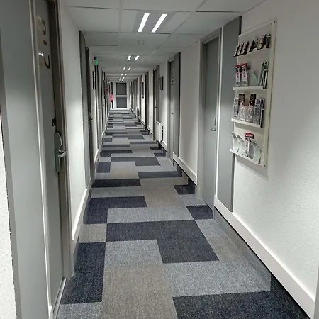 Ibis Les Etangs Des Moines