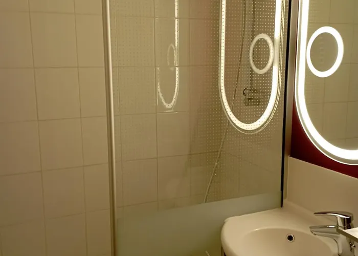 Ibis Fourmies Hotel